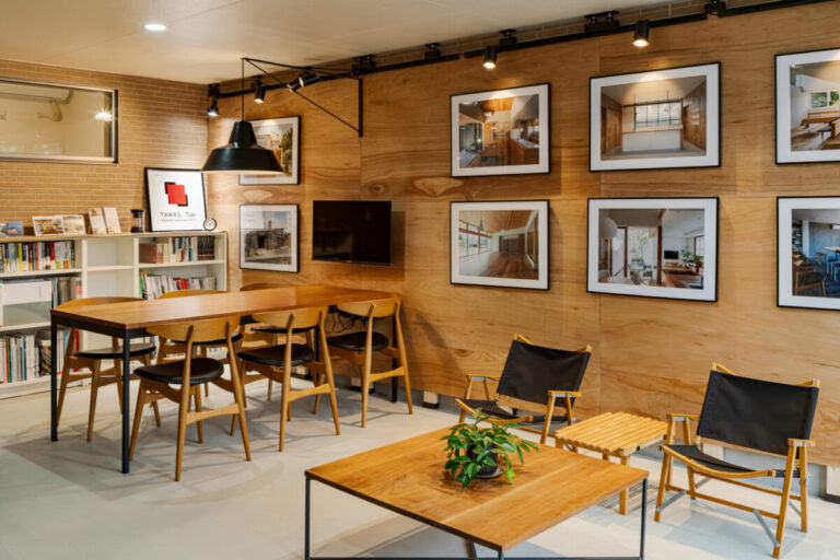 愛知・名古屋の口コミ・レビューで高評価、おすすめの設計事務所「Tabi／タビ」。丁寧に寄り添い、難題を突破する建築家。適正価格×自由設計・フルオーダーで理想を叶える注文住宅・リノベーション。平屋・ガレージハウス・狭小住宅、デザイン住宅の施工事例、『特別な設計事務所』と圧倒的に支持される理由とは？公式サイトで公開中！