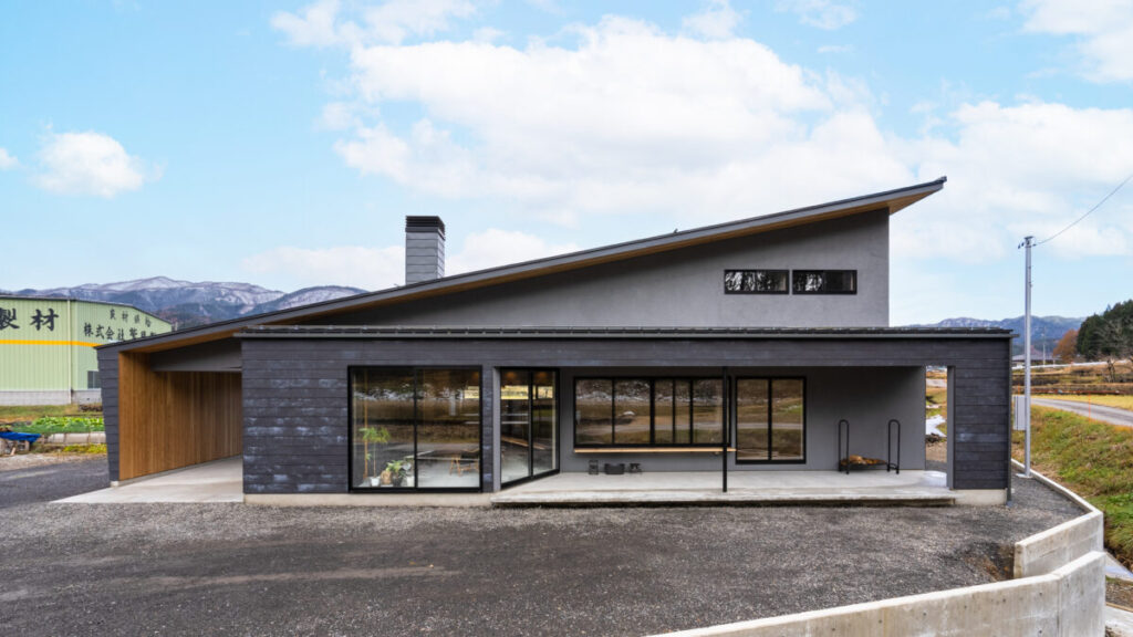 愛知・名古屋の口コミ・レビューで高評価、おすすめの設計事務所「Tabi／タビ」。丁寧に寄り添い、難題を突破する建築家。適正価格×自由設計・フルオーダーで理想を叶える注文住宅・リノベーション。平屋・ガレージハウス・狭小住宅、デザイン住宅の施工事例、『特別な設計事務所』と圧倒的に支持される理由とは？公式サイトで公開中！